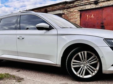 Авто Skoda Superb 2017 № 8783589