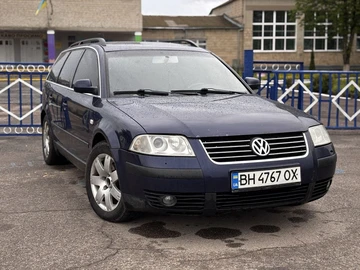 Авто Volkswagen Passat Sedan 2002 № 8783603