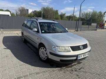 Авто Volkswagen Passat Variant 1998 № 8783616