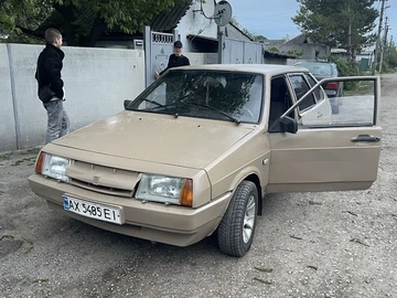 Авто ВАЗ 2109 1988 № 8783688