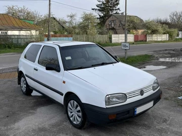 Авто Volkswagen Golf 1992 № 8783950