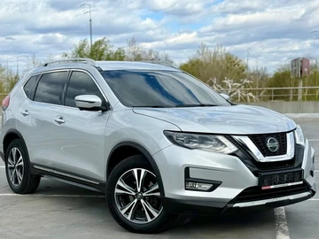 Авто Nissan Rogue 2017 № 8784033