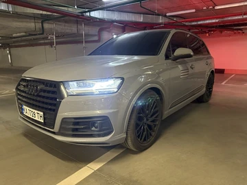 Авто Audi Q7 2017 № 8784063