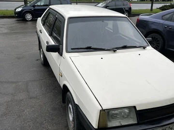 Авто ВАЗ 21099 1993 № 8784138