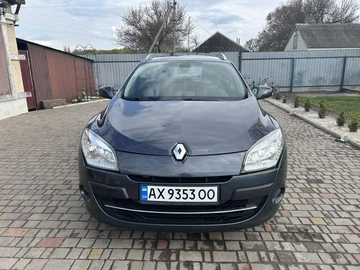 Авто Renault 4 2011 № 8784198