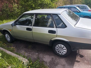 Авто ВАЗ 21099 2003 № 8784210