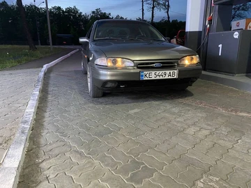 Авто Ford Mondeo 1993 № 8784313