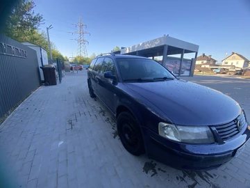 Авто Volkswagen Passat Variant 1999 № 8784326