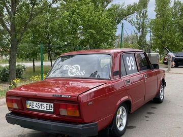 Авто ВАЗ 2105 1992 № 8784334