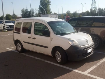 Авто Renault 4 2011 № 8784354