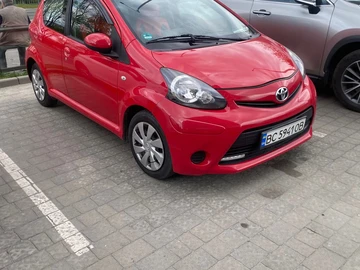 Авто Toyota Aygo 2012 № 8784386