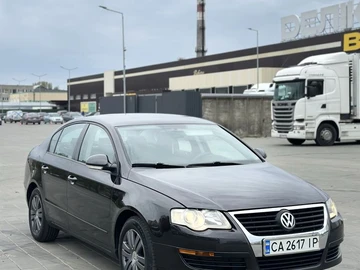 Авто Volkswagen Passat Sedan 2005 № 8784523