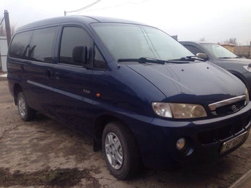 Авто Hyundai H200 2001 № 8784582