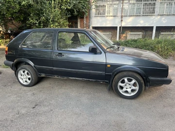 Авто Volkswagen Golf 1989 № 8784789