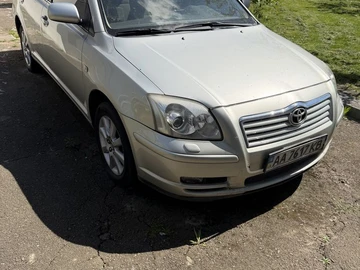 Авто Toyota Avensis 2004 № 8784958