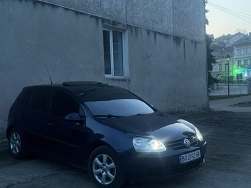Авто Volkswagen Golf 2004 № 8784987