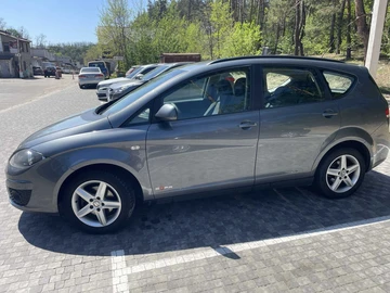 Авто SEAT Altea Xl 2013 № 8785003