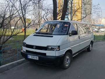 Авто Volkswagen Multivan 2001 № 8785009