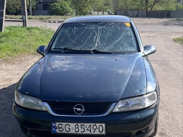 Авто Opel Vectra 2000 № 8785050