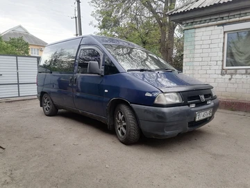 Авто Peugeot Expert 2001 № 8785225