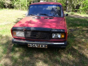 Авто ВАЗ 2107 1989 № 8785347