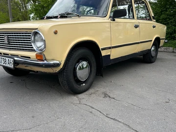 Авто ВАЗ 2113 1986 № 8785403