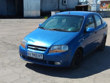 Авто Chevrolet Aveo 2005 № 8785424