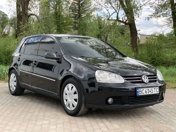 Авто Volkswagen Golf 2005 № 8785464