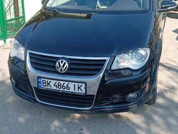 Авто Volkswagen Touran 2009 № 8785579