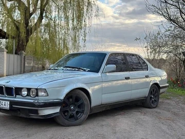 Авто BMW 7 Серия 1992 № 8785686