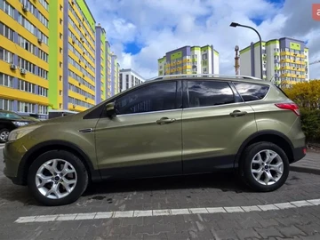 Авто Ford Kuga 2013 № 8785795