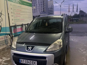 Авто Peugeot Partner 2010 № 8785844