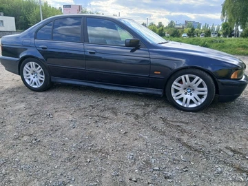 Авто BMW 5 Серия 1999 № 8785868