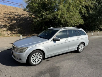 Авто Mercedes 220 2009 № 8785897