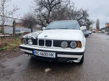 Авто BMW 5 Серия 1988 № 8786041