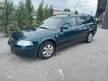 Авто Volkswagen Passat Variant 2003 № 8786061