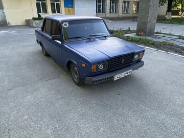 Авто ВАЗ 2107 1993 № 8786168