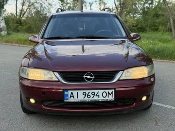 Авто Opel Vectra 1999 № 8786215