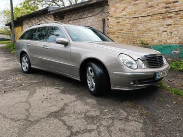 Авто Mercedes 220 2004 № 8786278