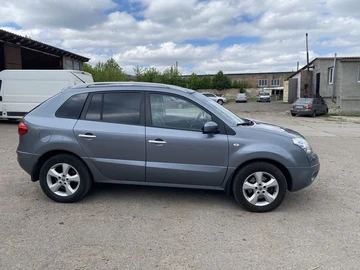 Авто Renault Koleos 2009 № 8786400