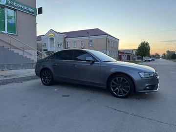 Авто Audi A4 2014 № 8786424