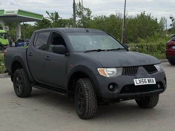 Авто Mitsubishi L 200 2006 № 8786476