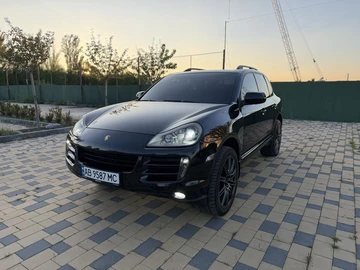Авто Porsche Cayenne 2009 № 8786599