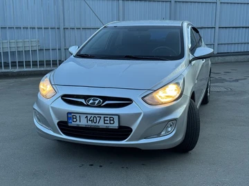 Авто Hyundai Accent 2013 № 8786704