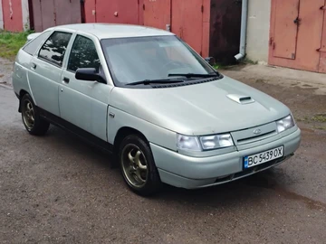 Авто ВАЗ 2112 2002 № 8786728