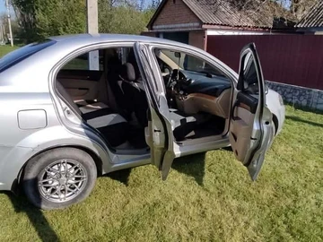 Авто Chevrolet Aveo 2007 № 8786939
