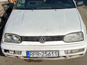 Авто Volkswagen Golf 1998 № 8787041