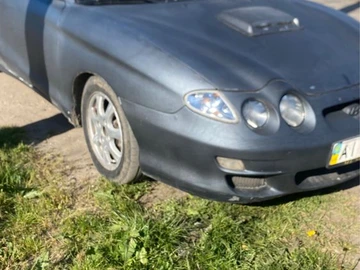 Авто Hyundai Tiburon 1999 № 8787300