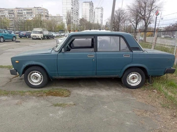 Авто ВАЗ 2105 2001 № 8787354