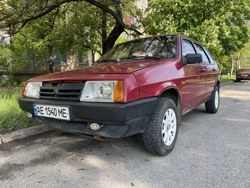 Авто ВАЗ 2109 1993 № 8787412